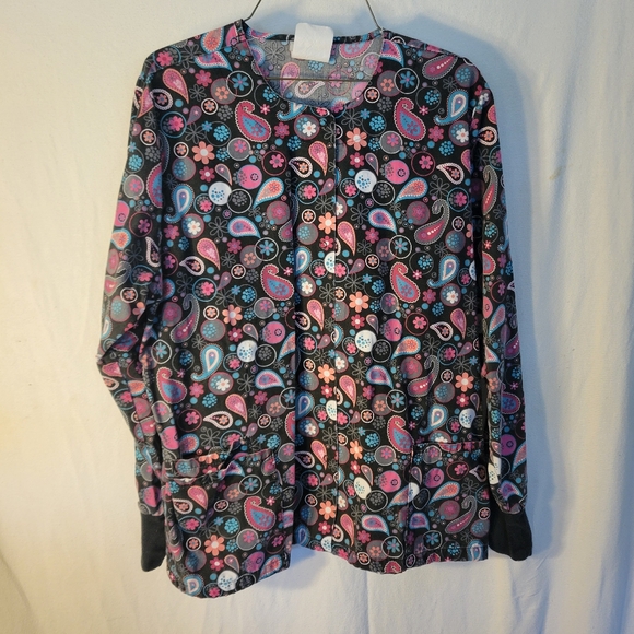 Uniform Advantage Scrub top Size Medium item #1637 - Picture 1 of 2